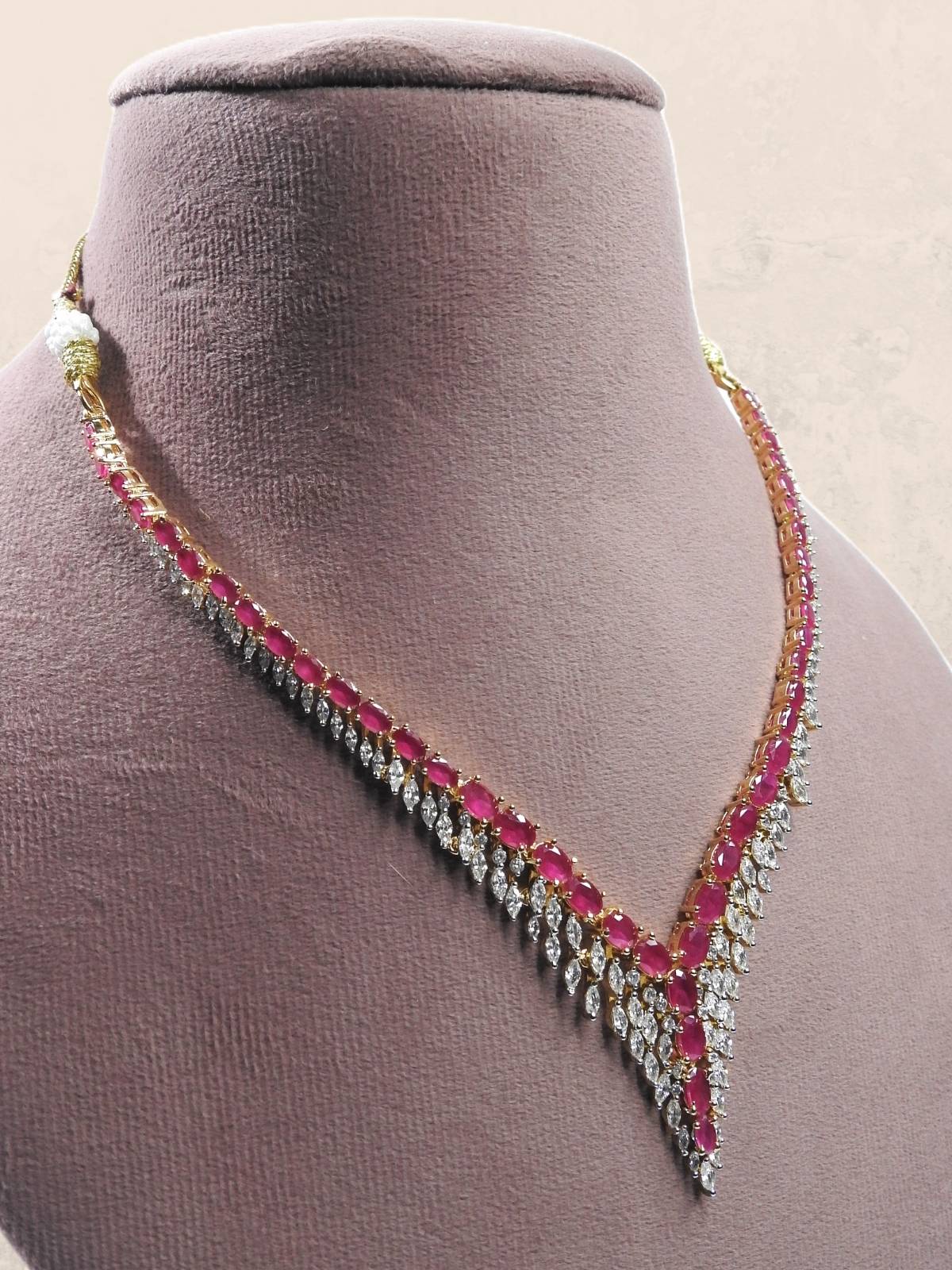 Crimson Cascade Necklace Set