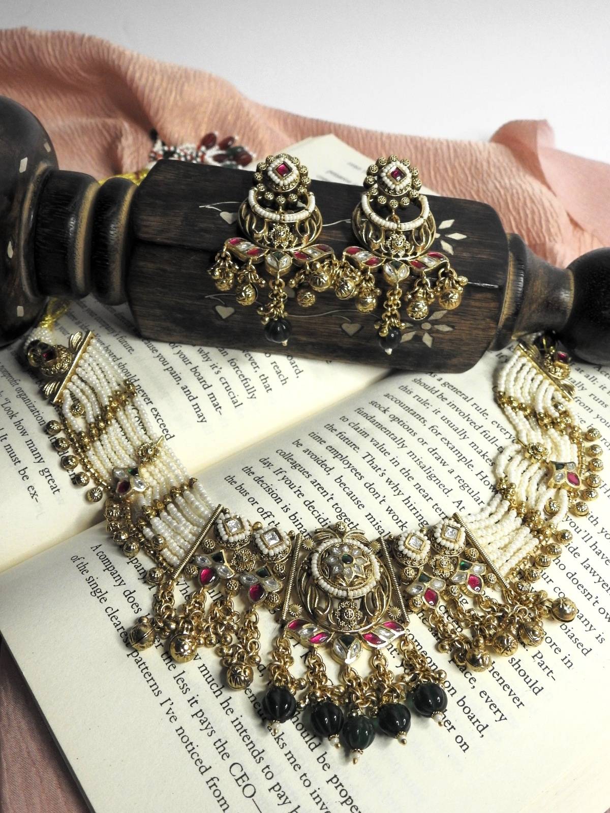 Nitya Pearl Choker Set