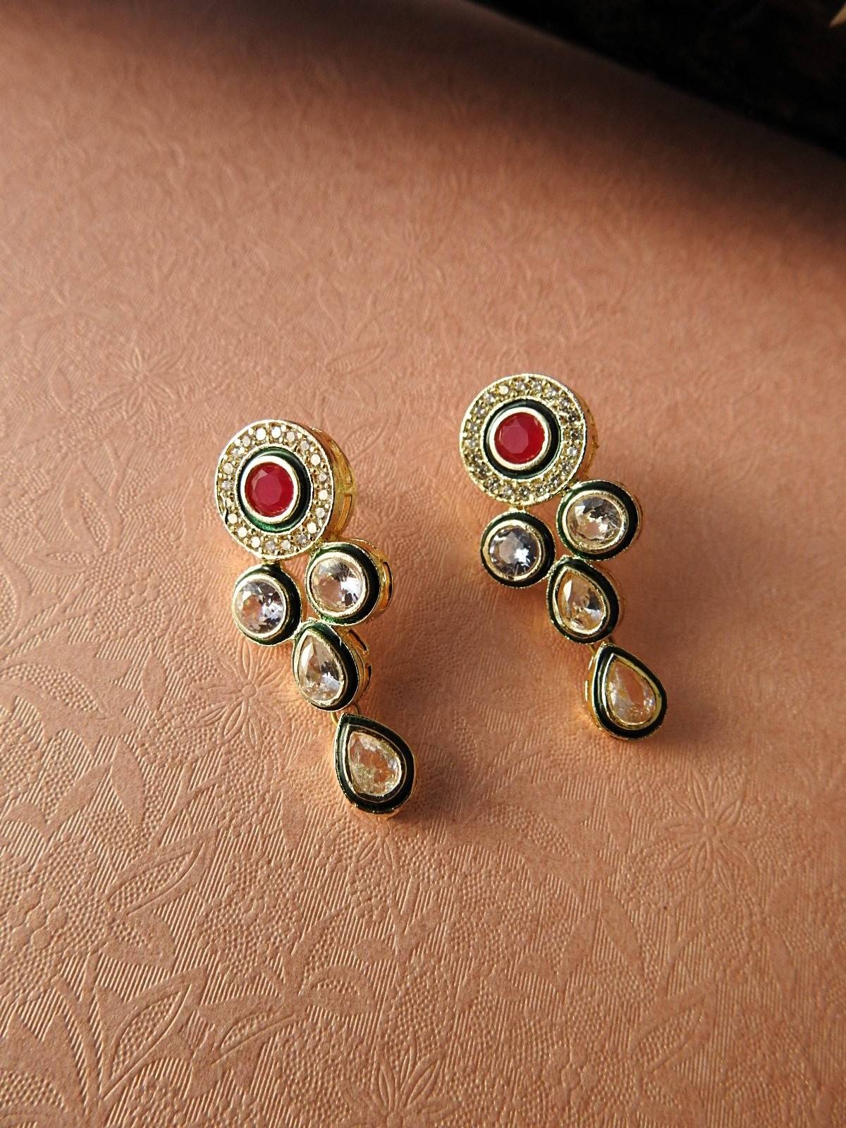 Regal Radiance Mirror Necklace Set