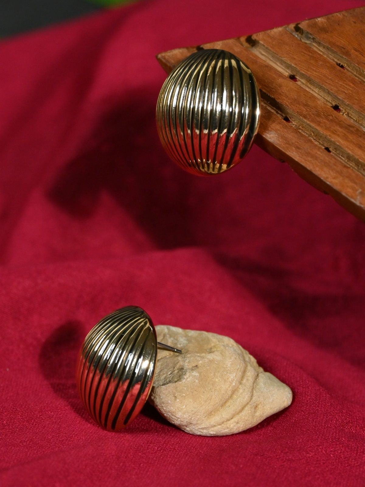 Aura Earrings