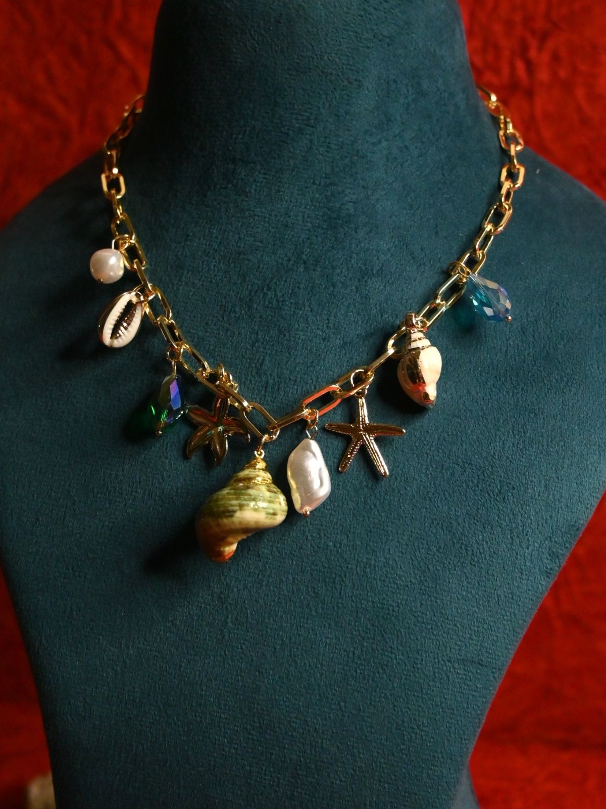Pearlshore Charm Necklace