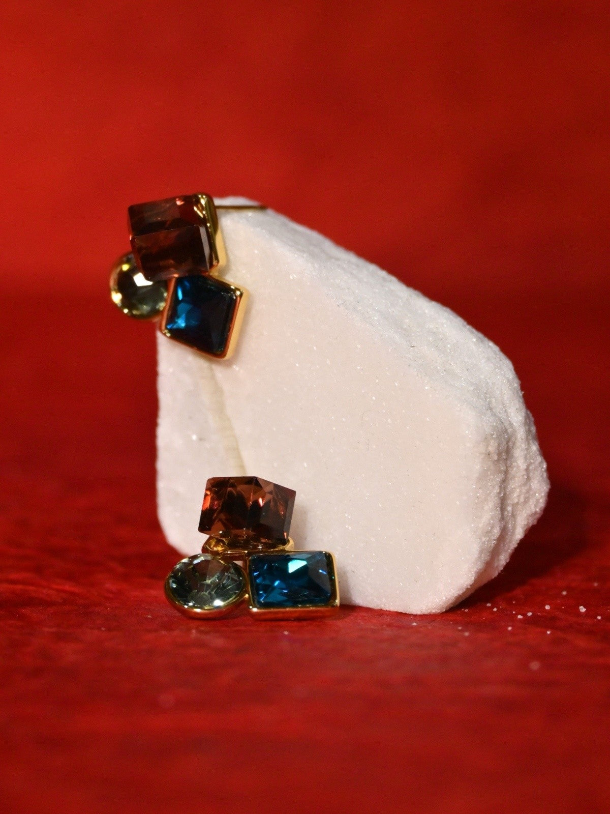 Niva Stud Earrings