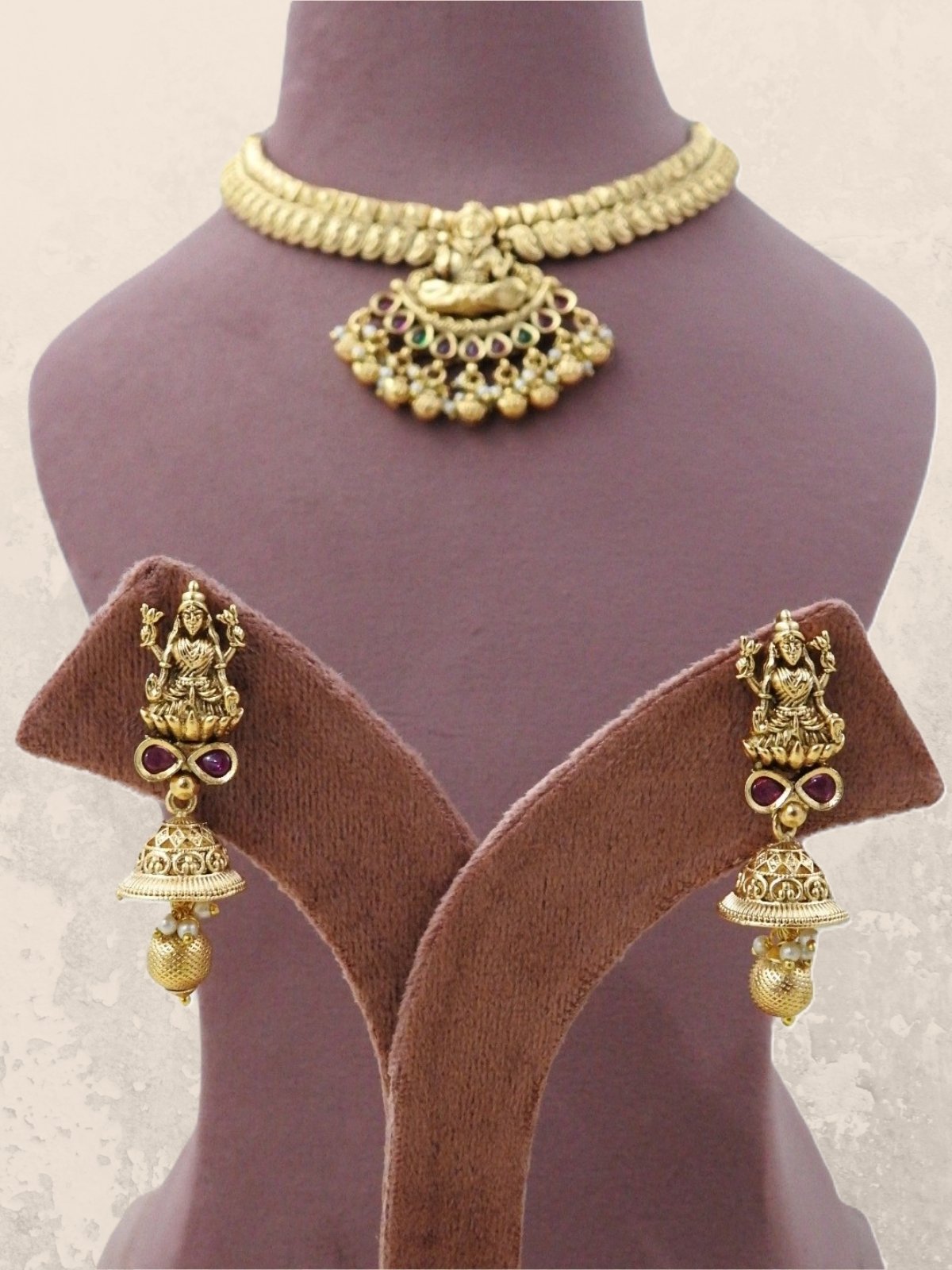 Divya Lakshmi Temple Choker Set