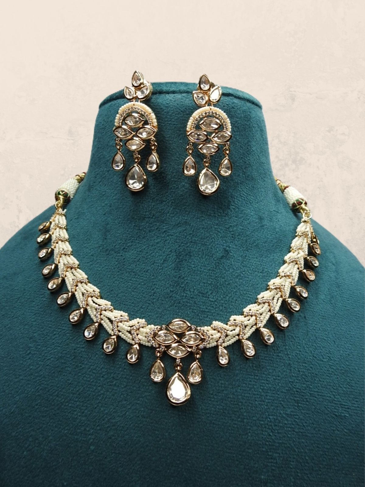 Serene Pearl Choker Set