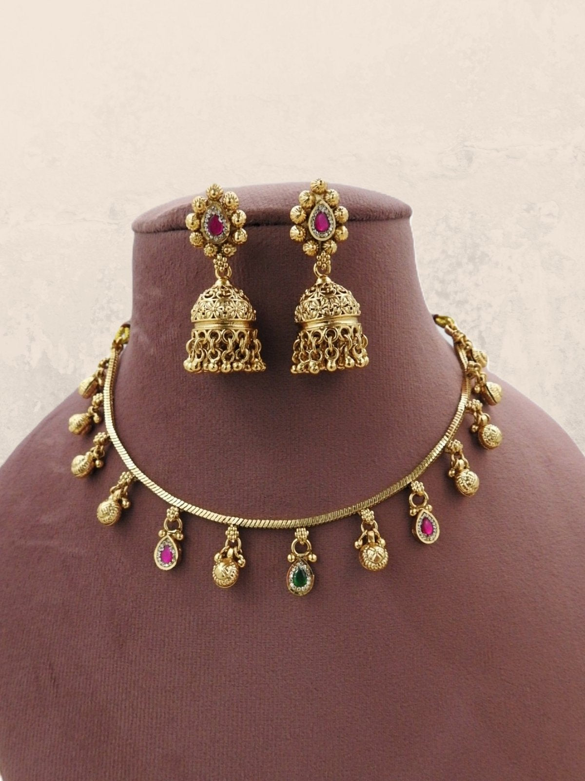 Naysa Gold Drop Choker Set