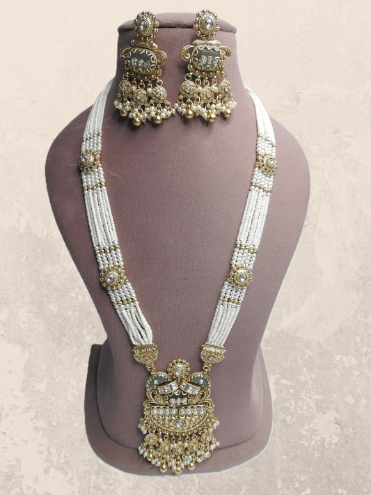 Royal Pearl Maharani Set
