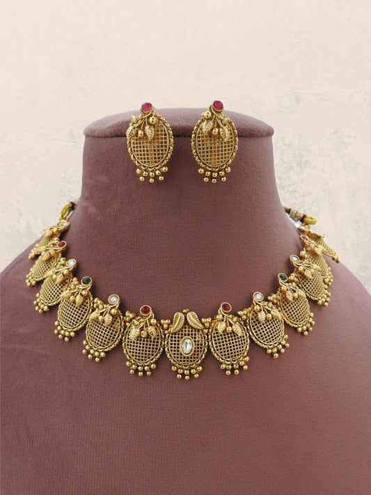 Gold Mesh Choker Set