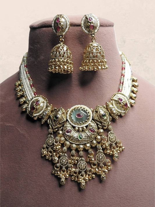 Nizara Royal Pearl Set