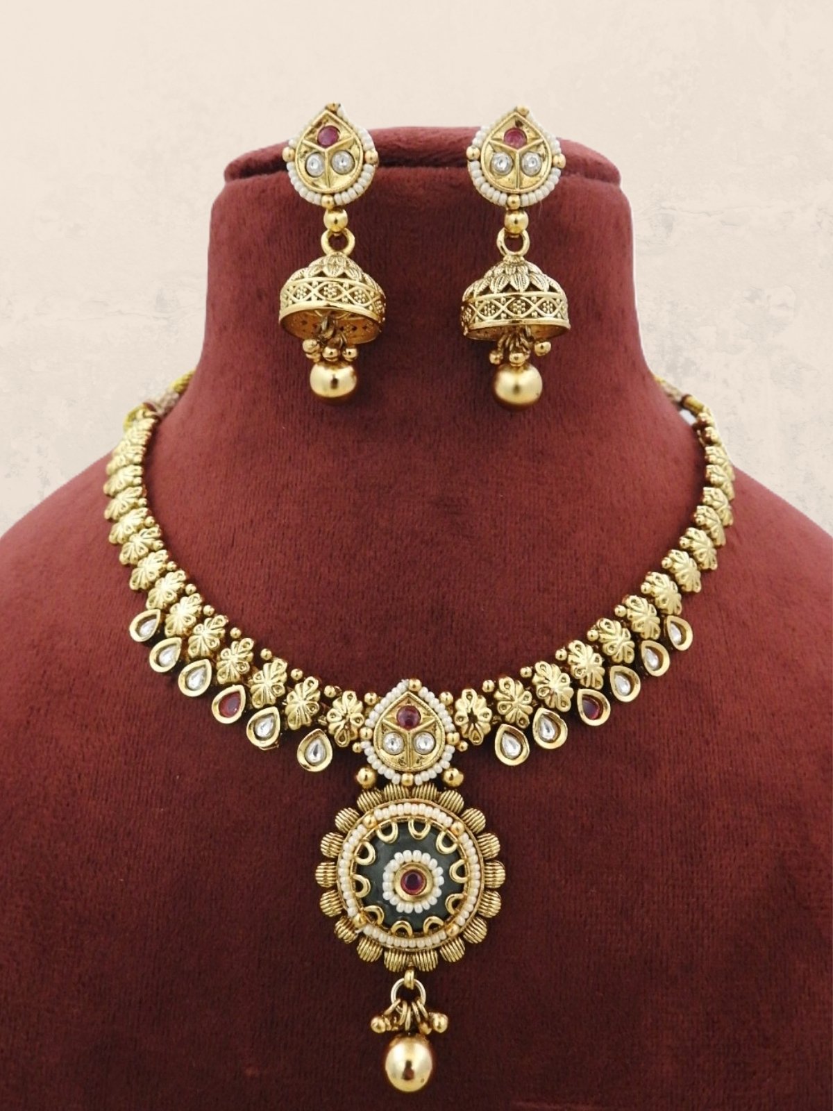 Floral Charm Necklace Set