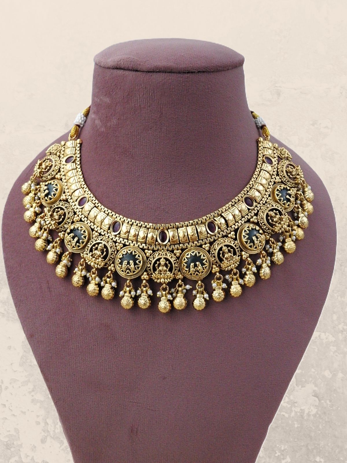 Aaradhya Temple Choker Set