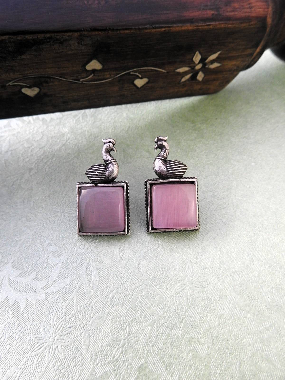 Elegant Swan Motif Oxidised Stud Earrings