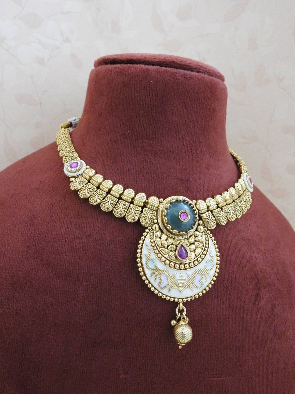 Royal Crescent Choker Set