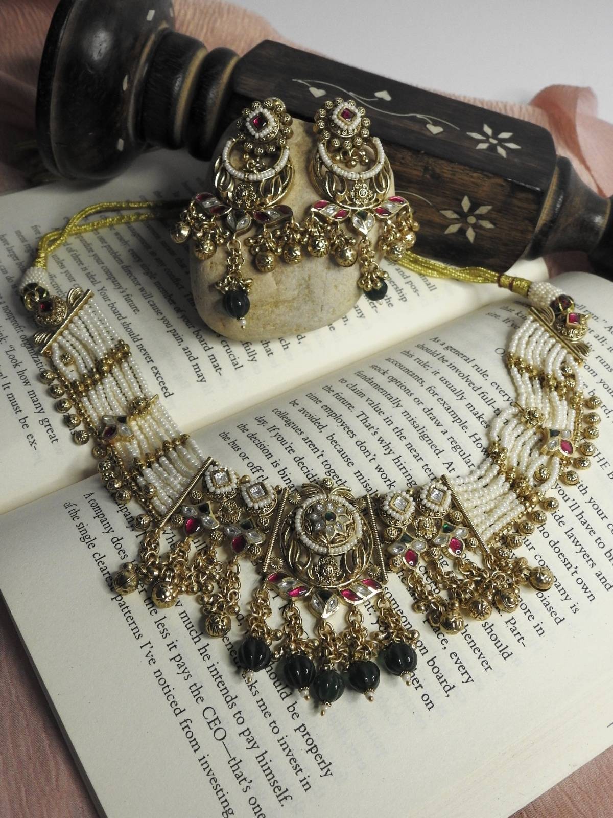 Nitya Pearl Choker Set