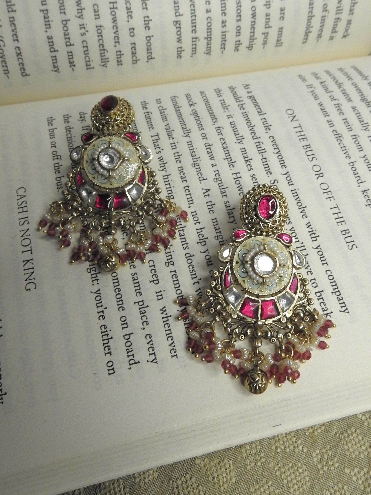 Radiant Stone Pearl Set