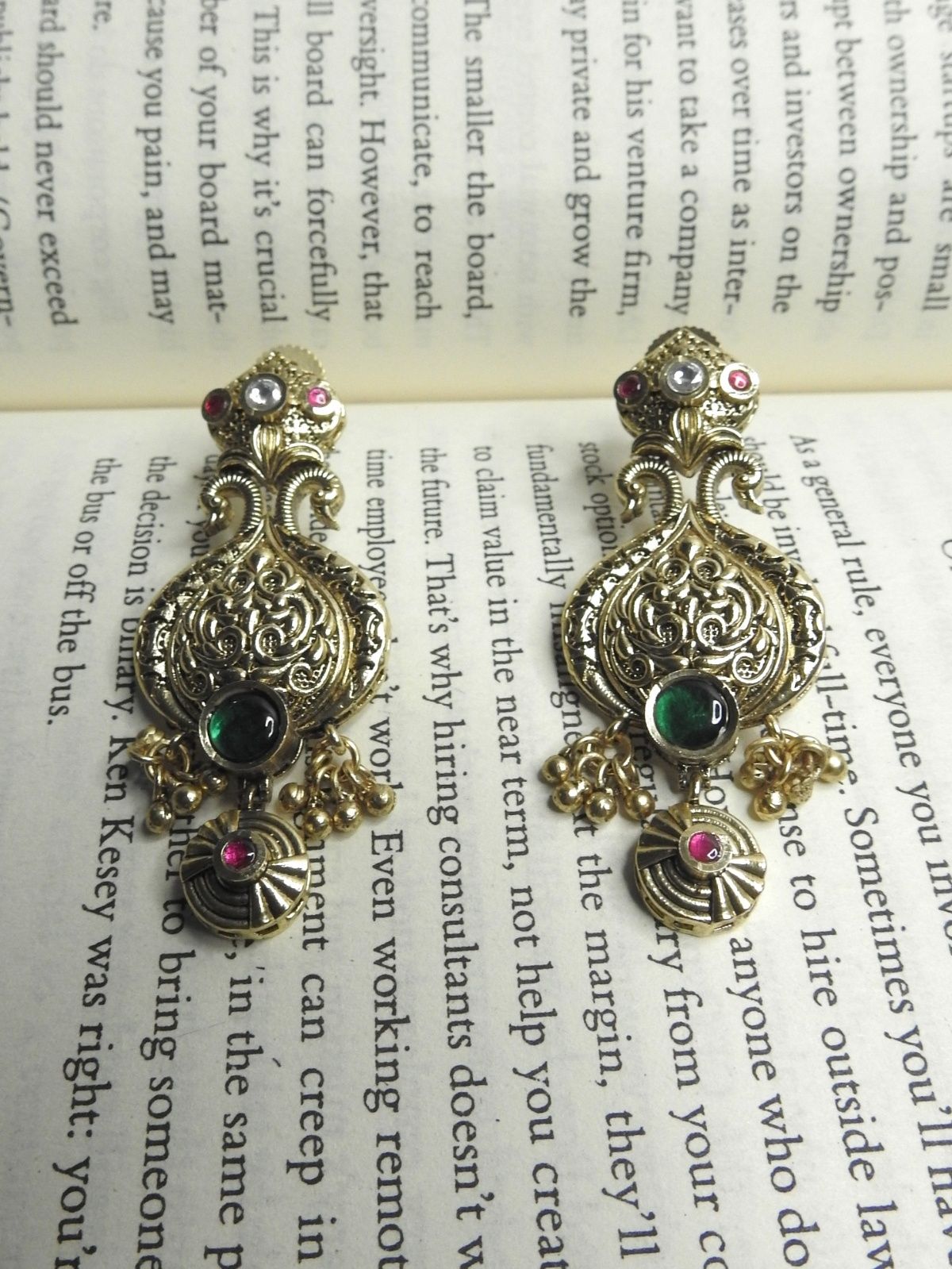 Mahira Pearl Rajwada Set