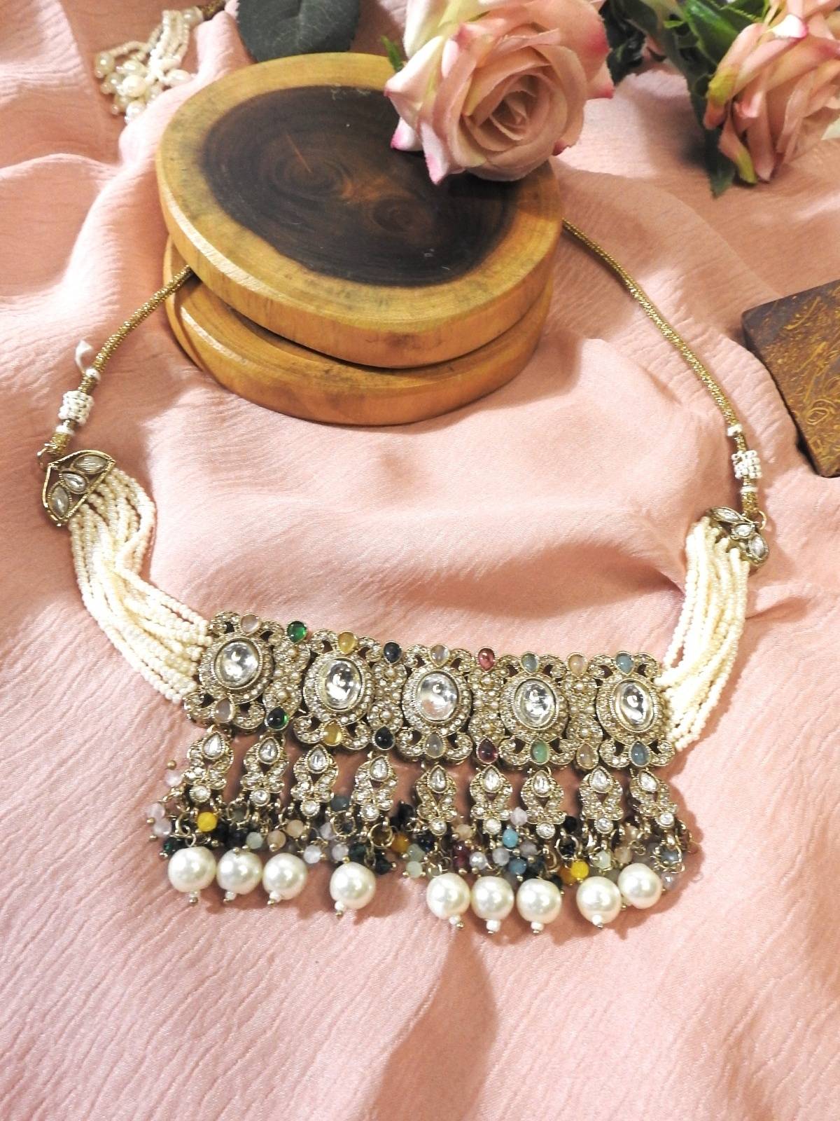 Regal Pearl Noor Necklace Set