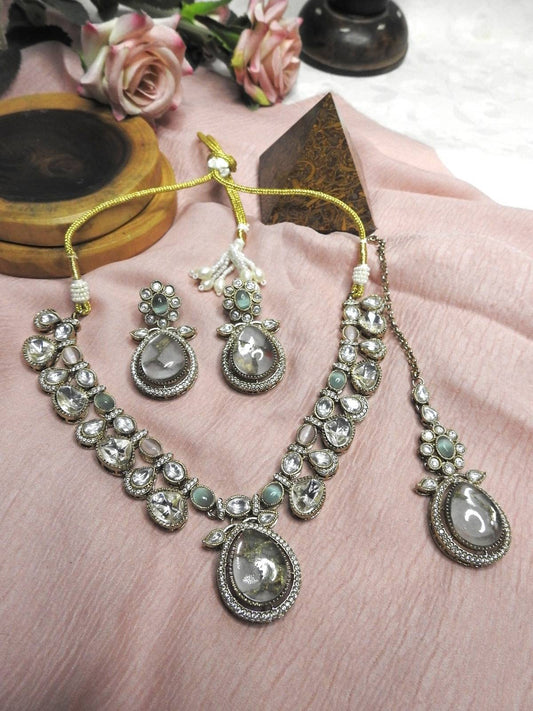 Mirror Glow Dewdrop Necklace Set