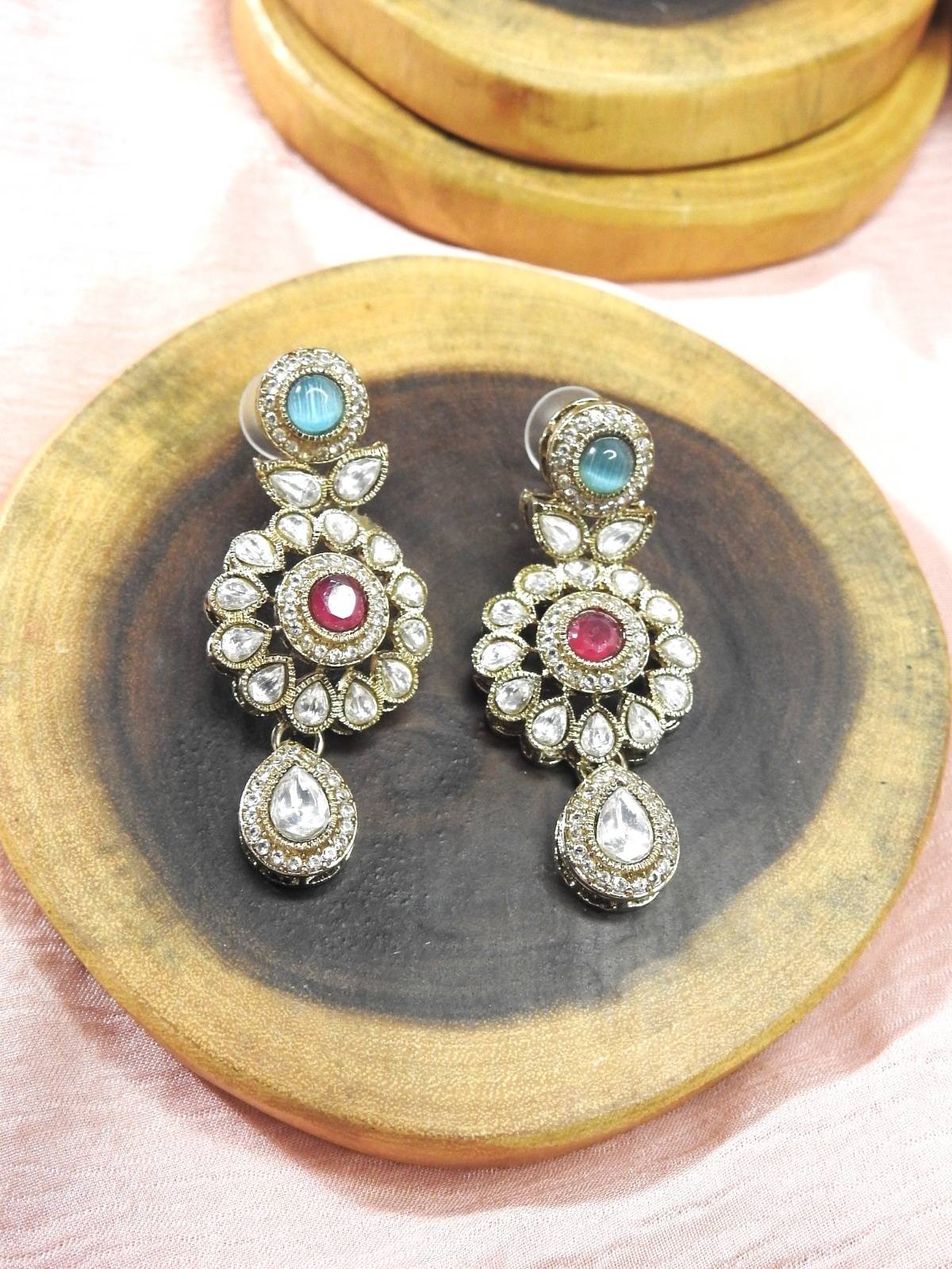 Heritage Navratna Blossom Set