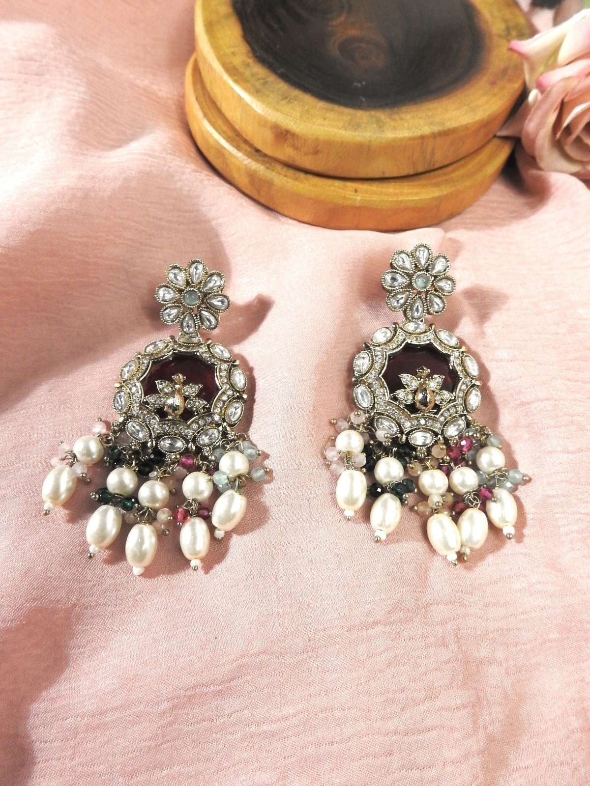 Maharani Blossom Pearl Haar Set