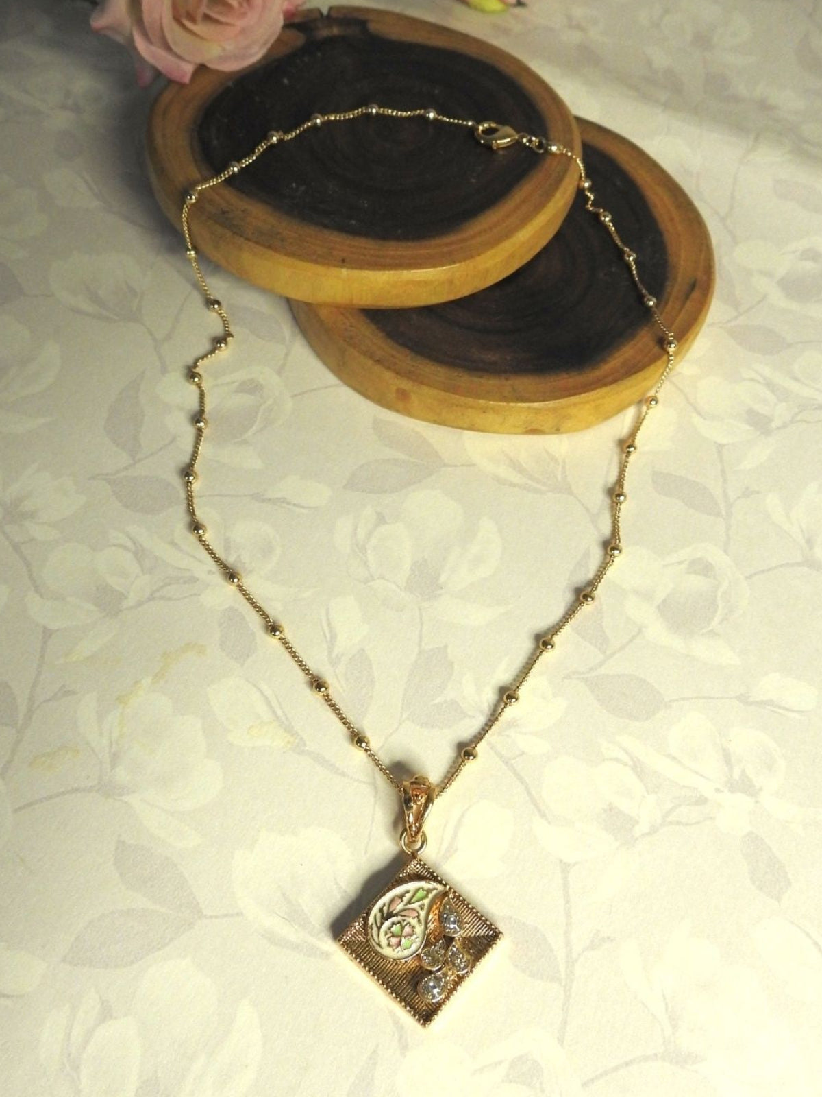 Golden Charm Pendant Set