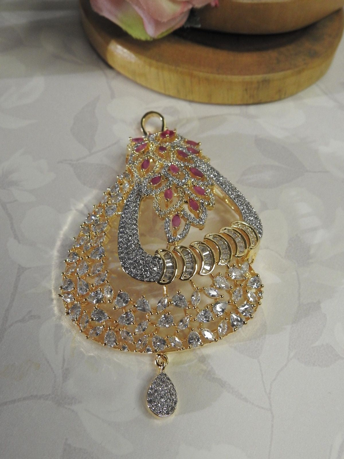 Rosette Glow Pendant Set