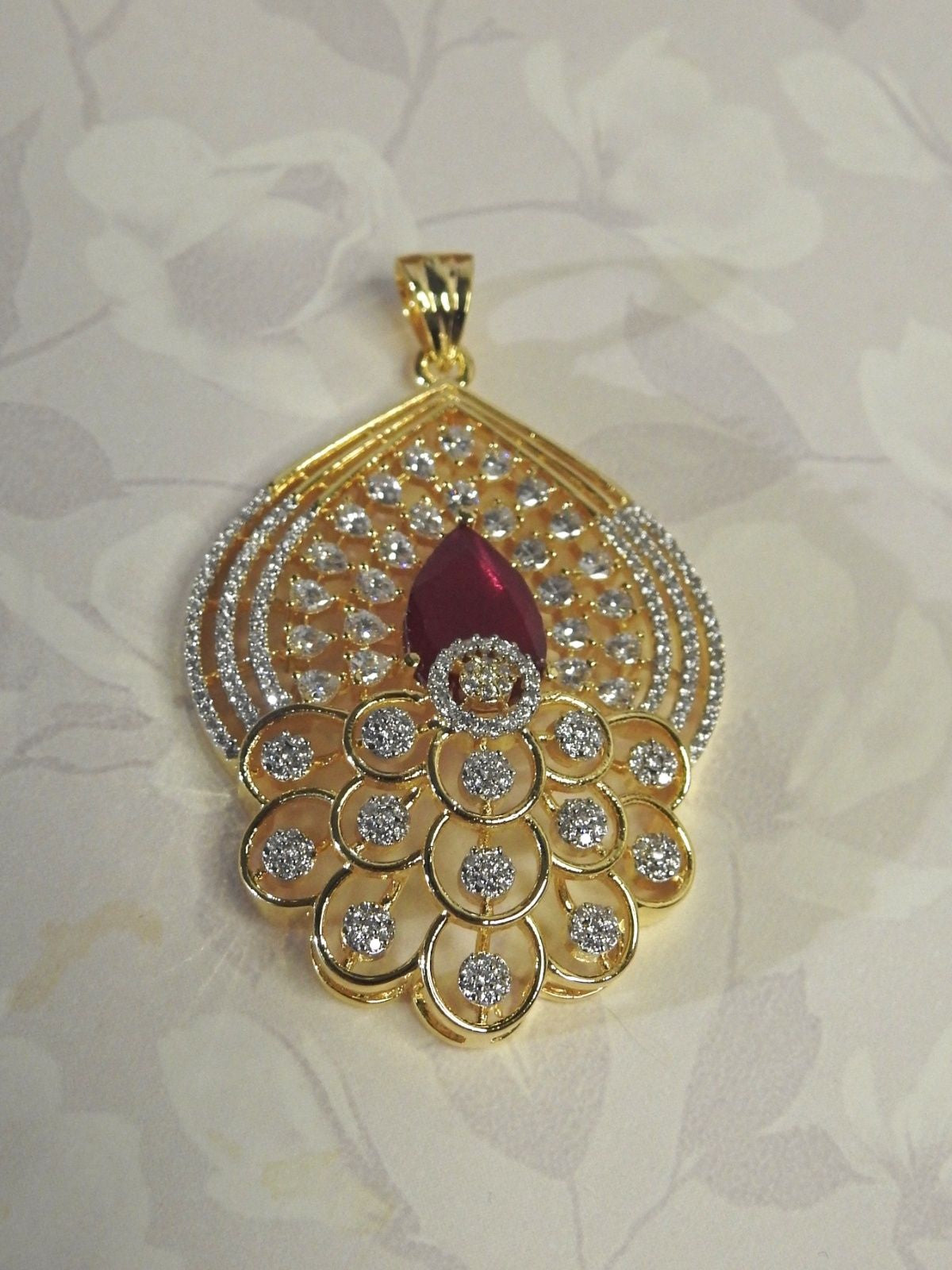 Ruby Majesty Pendant Set