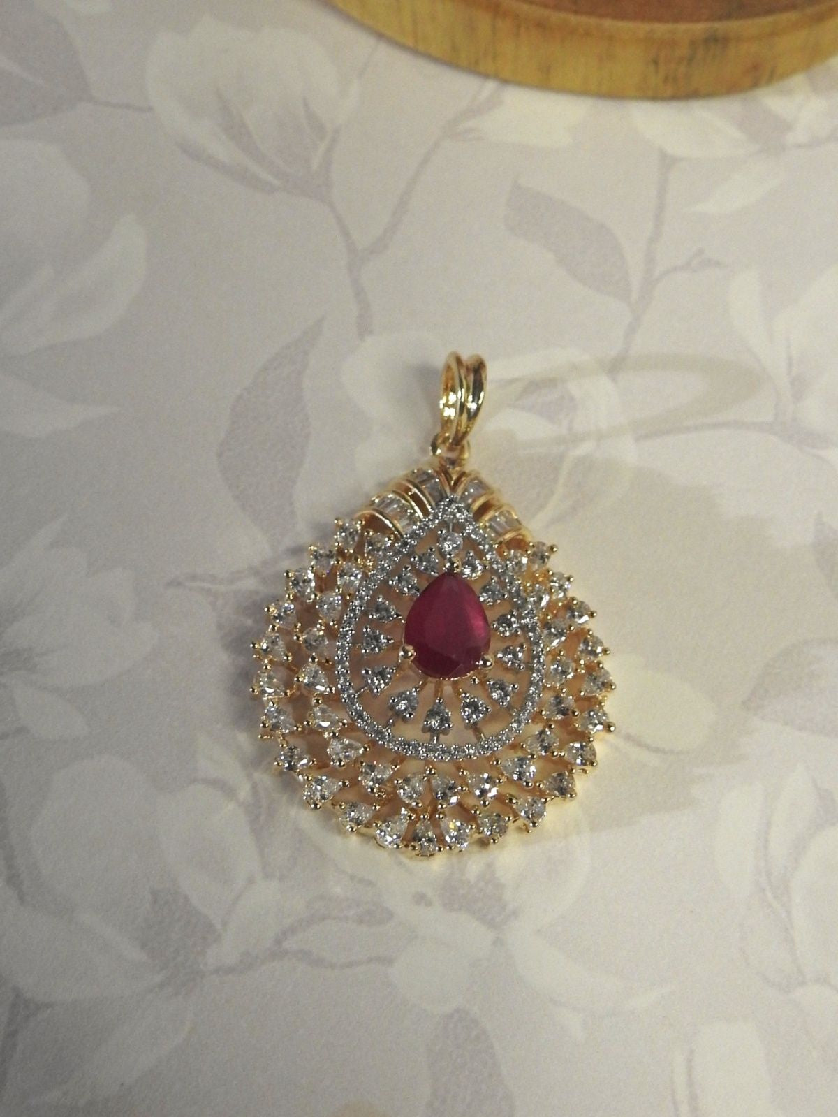 Radiance Pendant Set