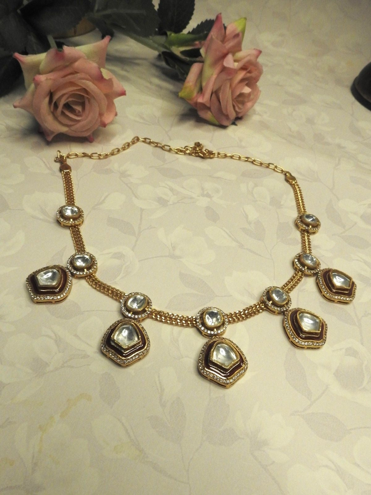 Divina Necklace Set
