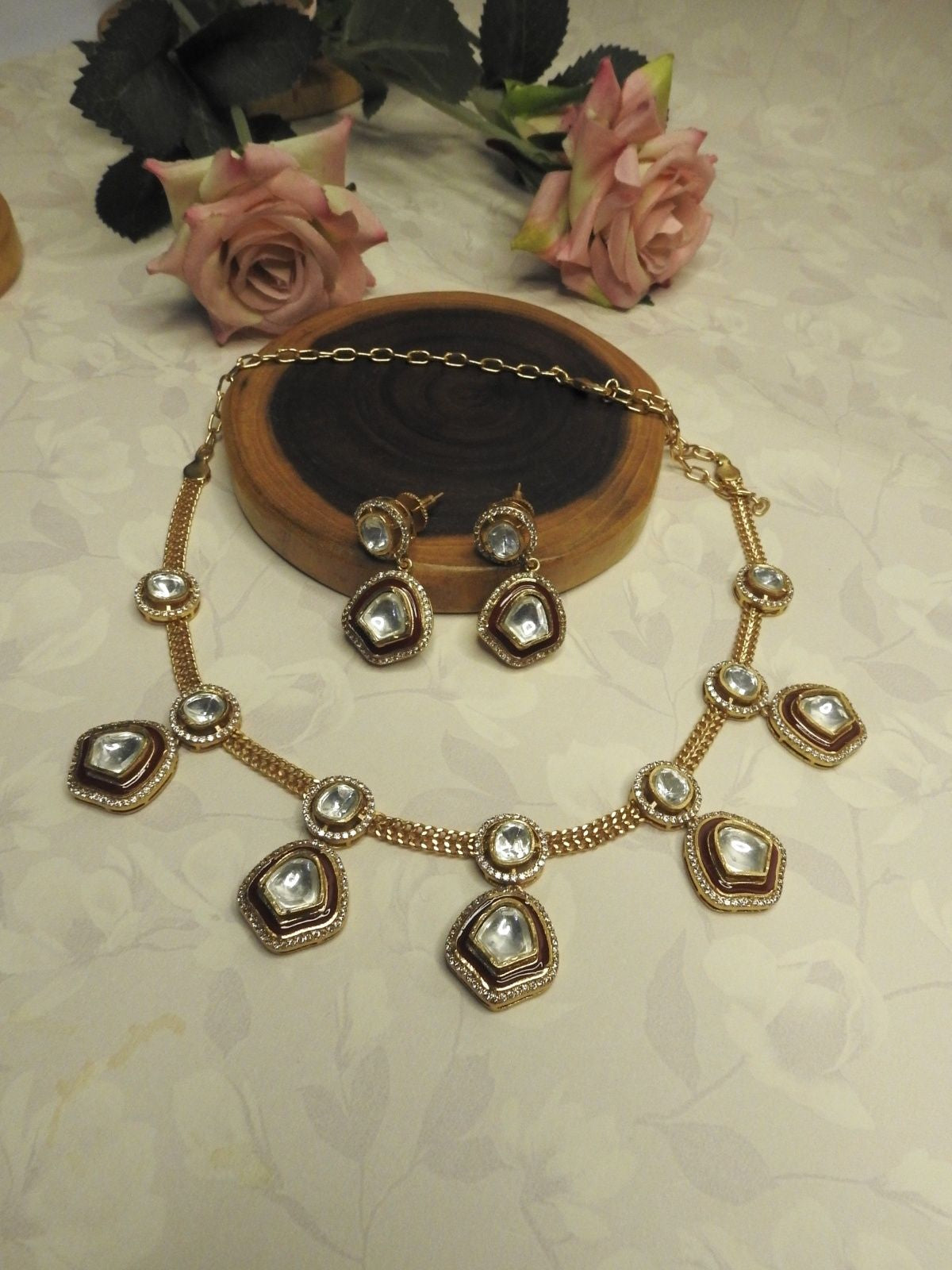 Divina Necklace Set