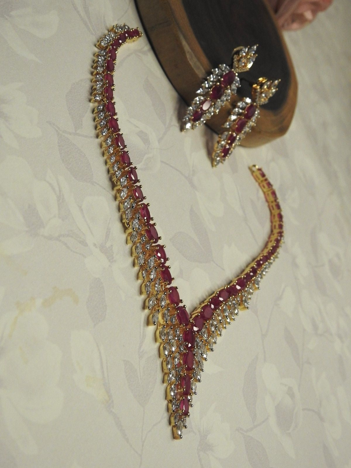 Crimson Cascade Necklace Set