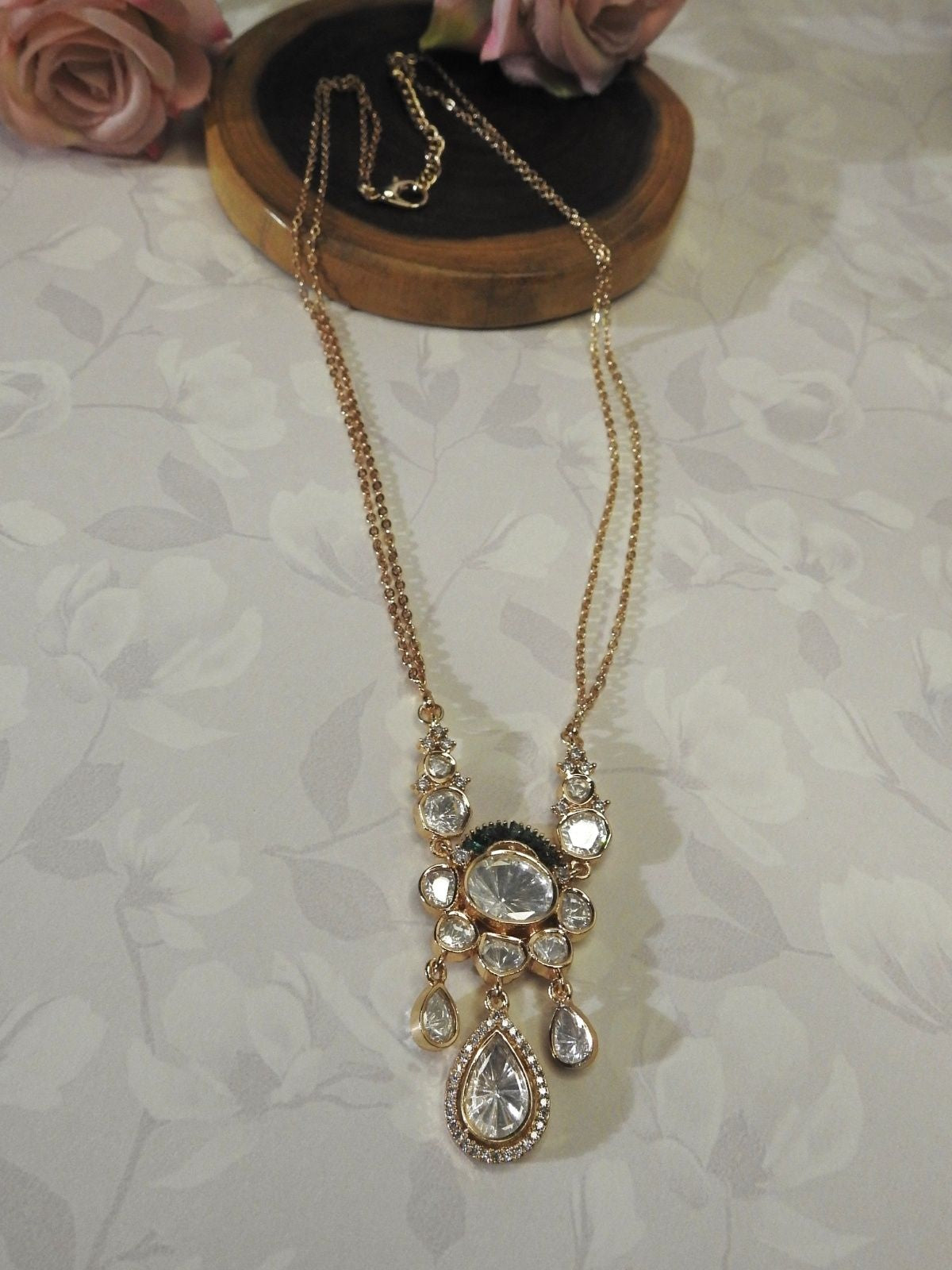 Emerald Glow Pendant Set