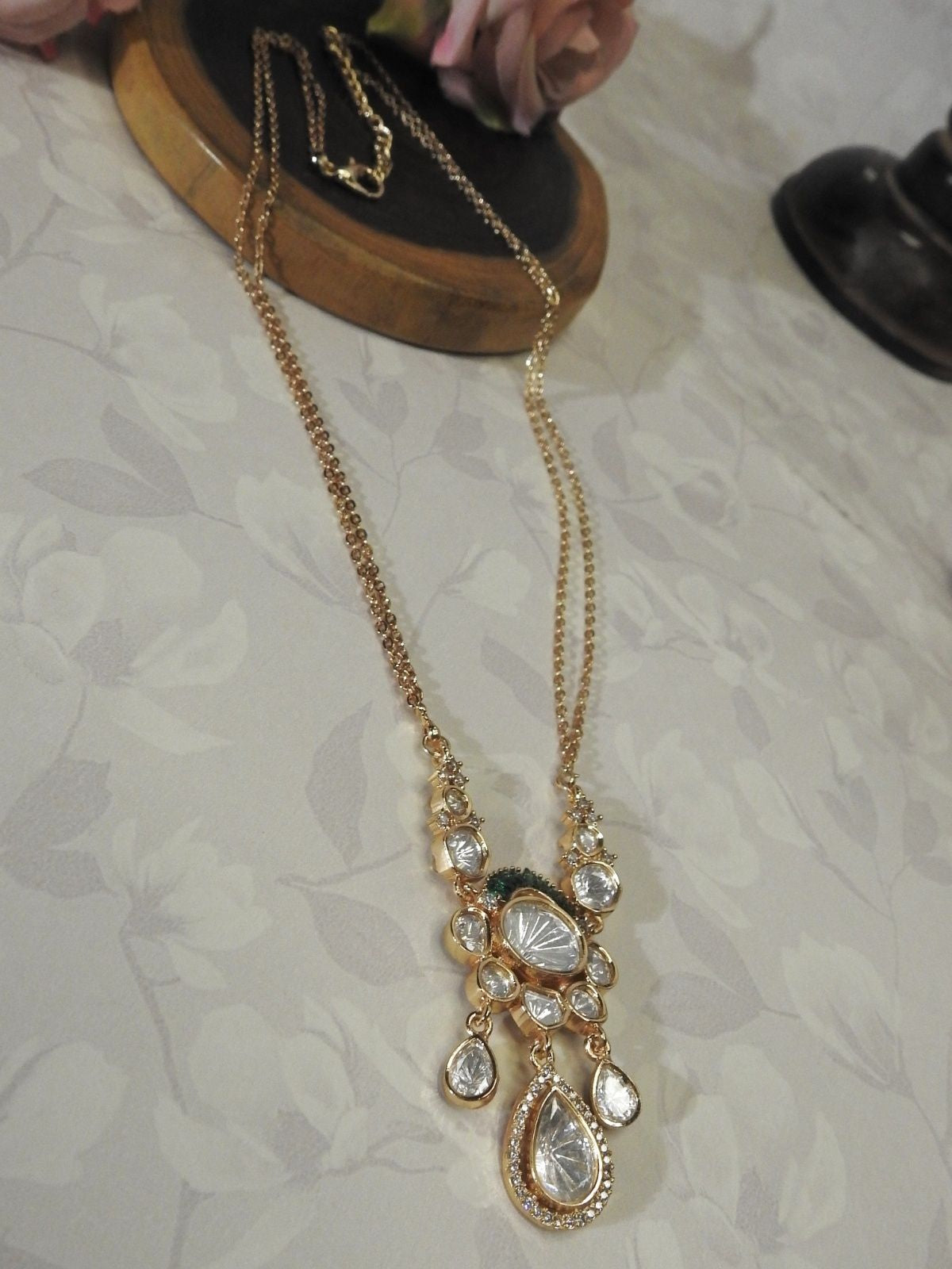 Emerald Glow Pendant Set