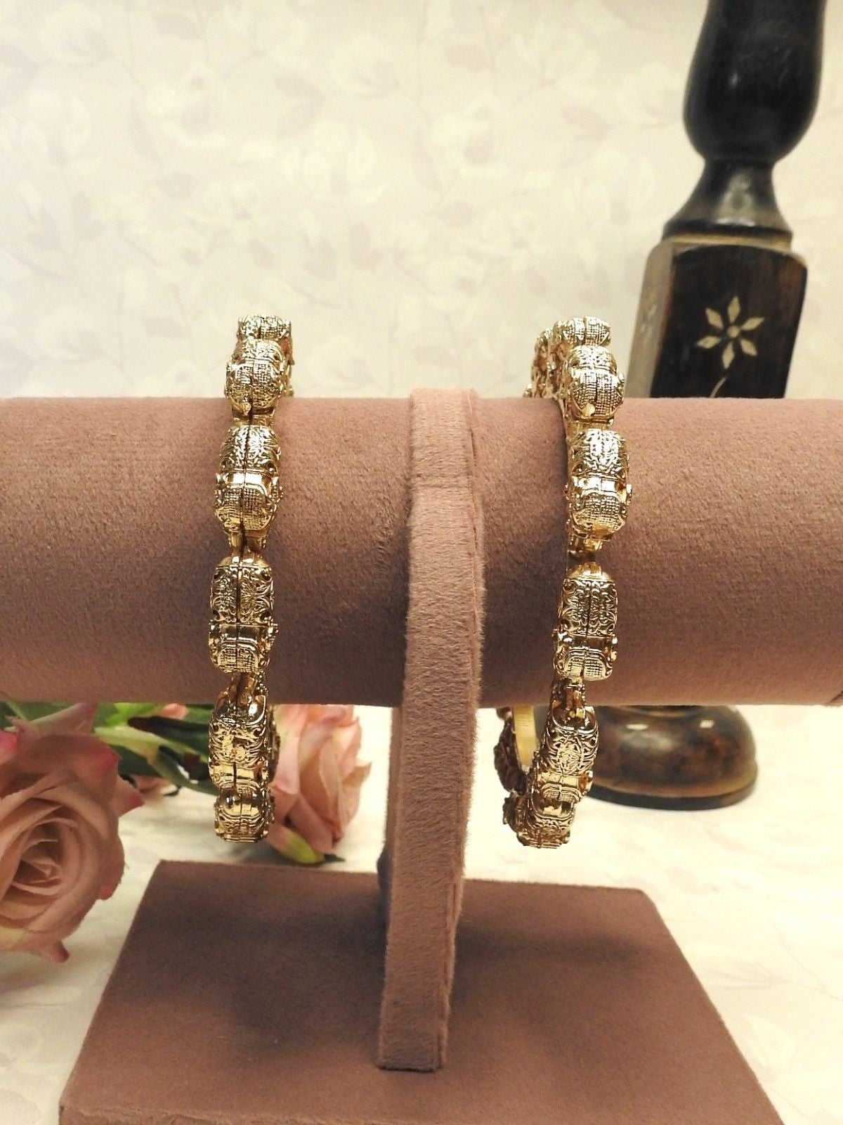 Majestic Elephant Heritage Gold Bangle Set