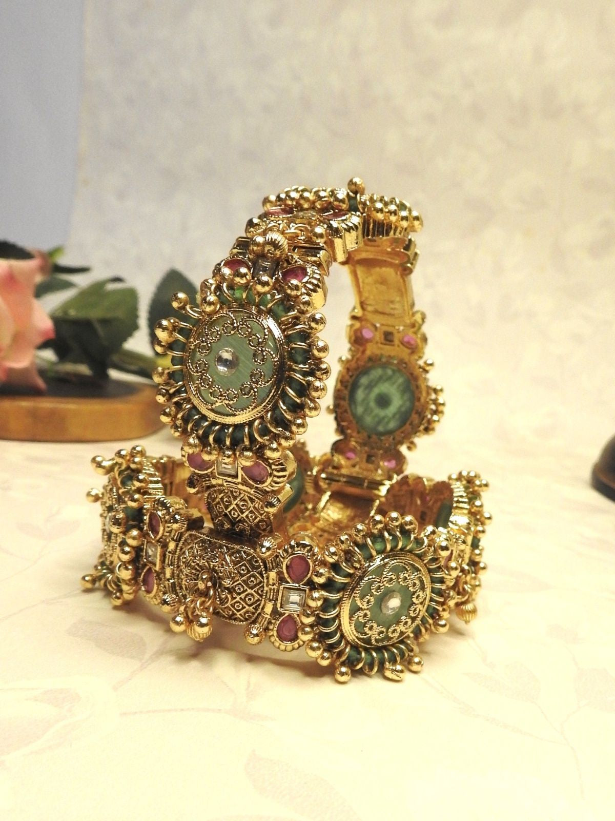 Golden Majesty Gold Bangle Set