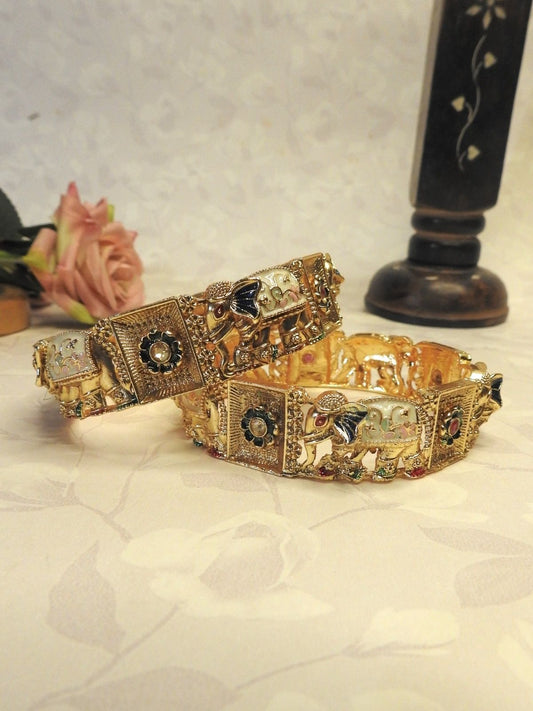 Golden Saga Gold Bangle Set