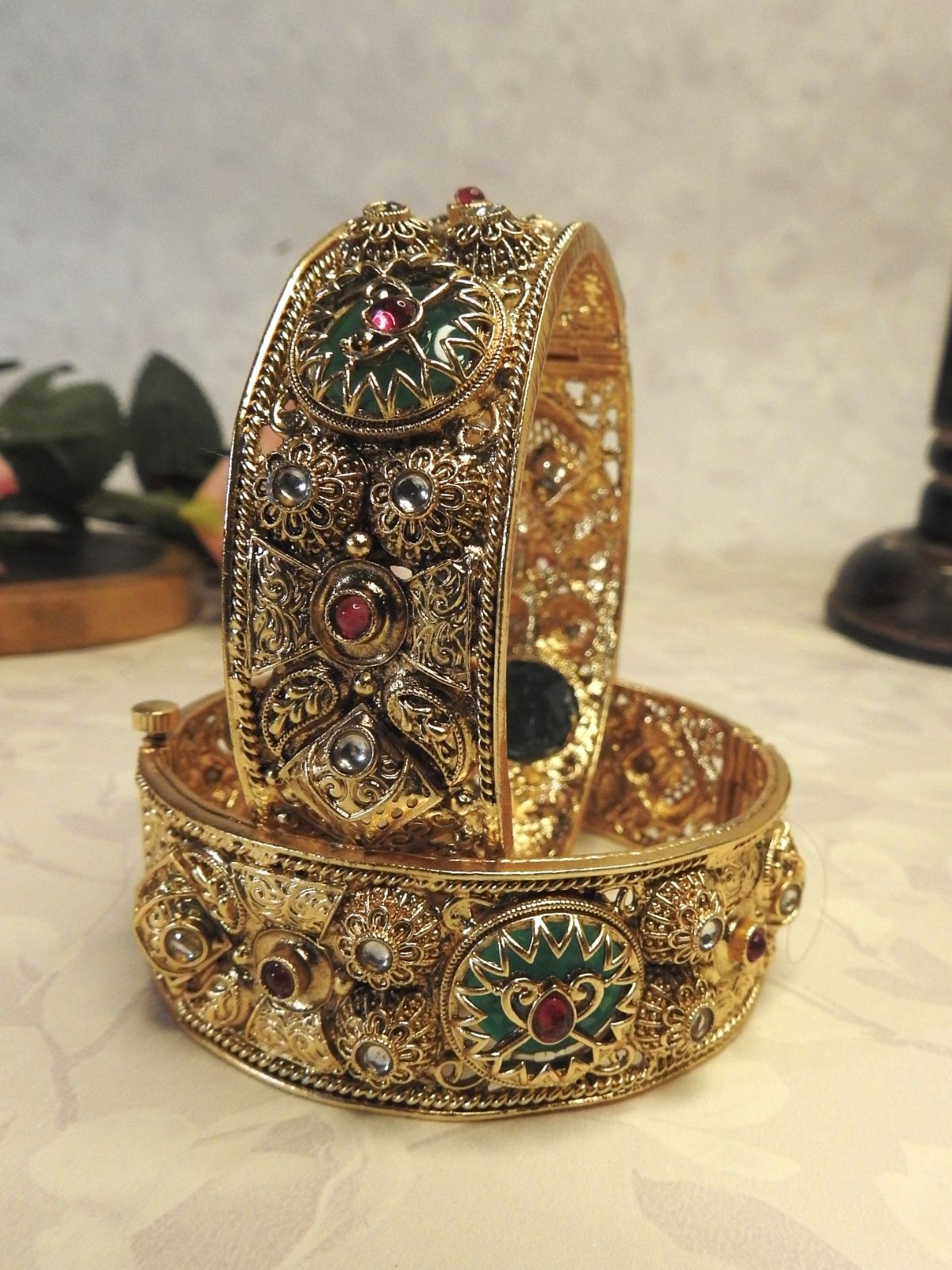 Golden Mystique Gold Bangle Set