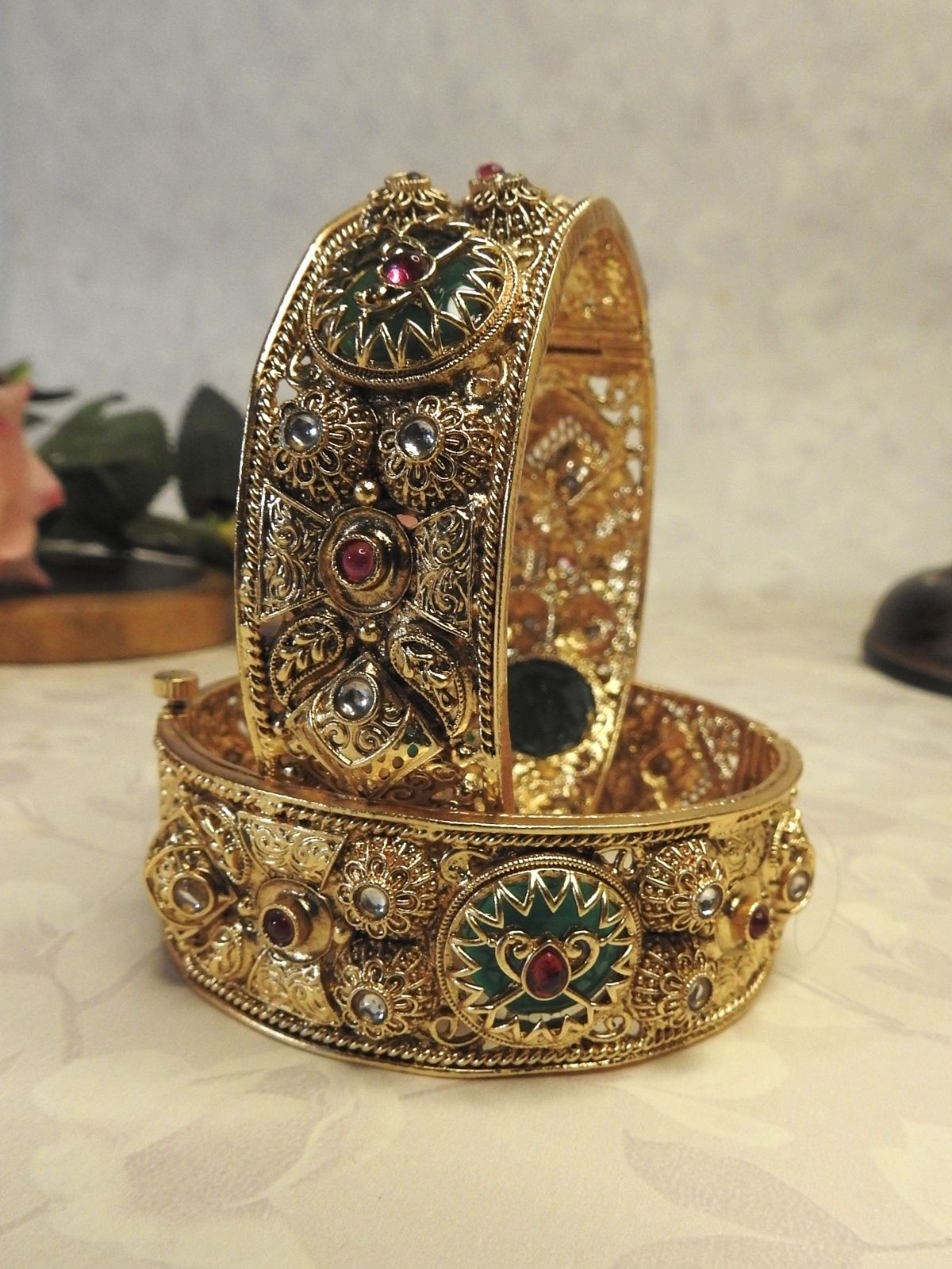 Golden Mystique Gold Bangle Set