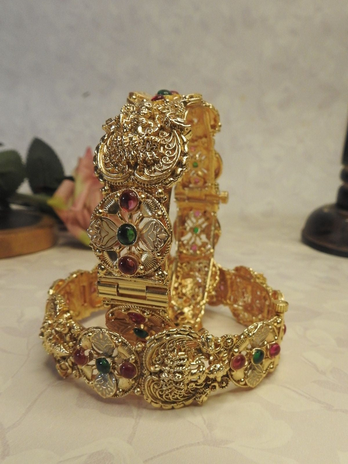 Golden Majesty Gold Bangle Set