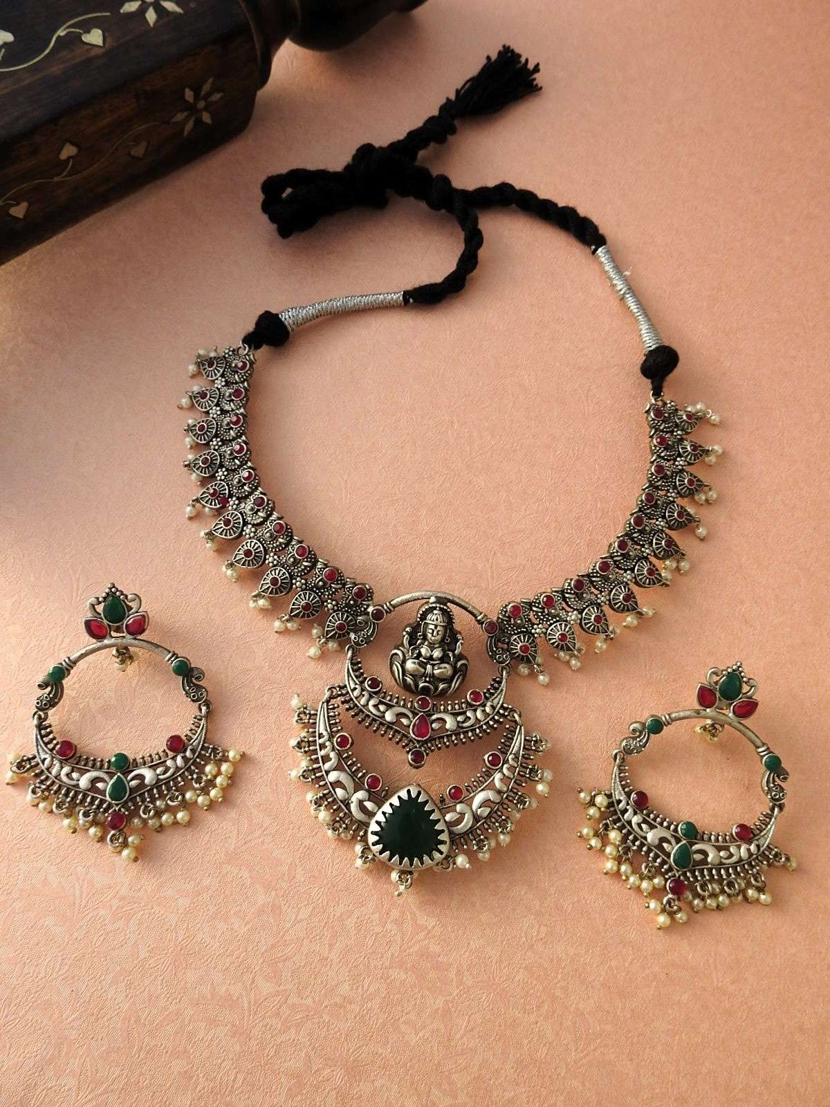 Aaradhya Antique Temple Necklace Set