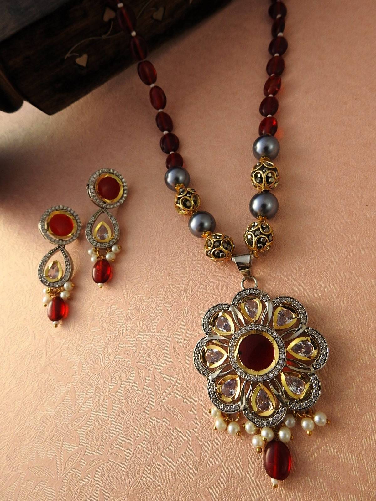 Ruhaniya Ruby Beaded Necklace Set