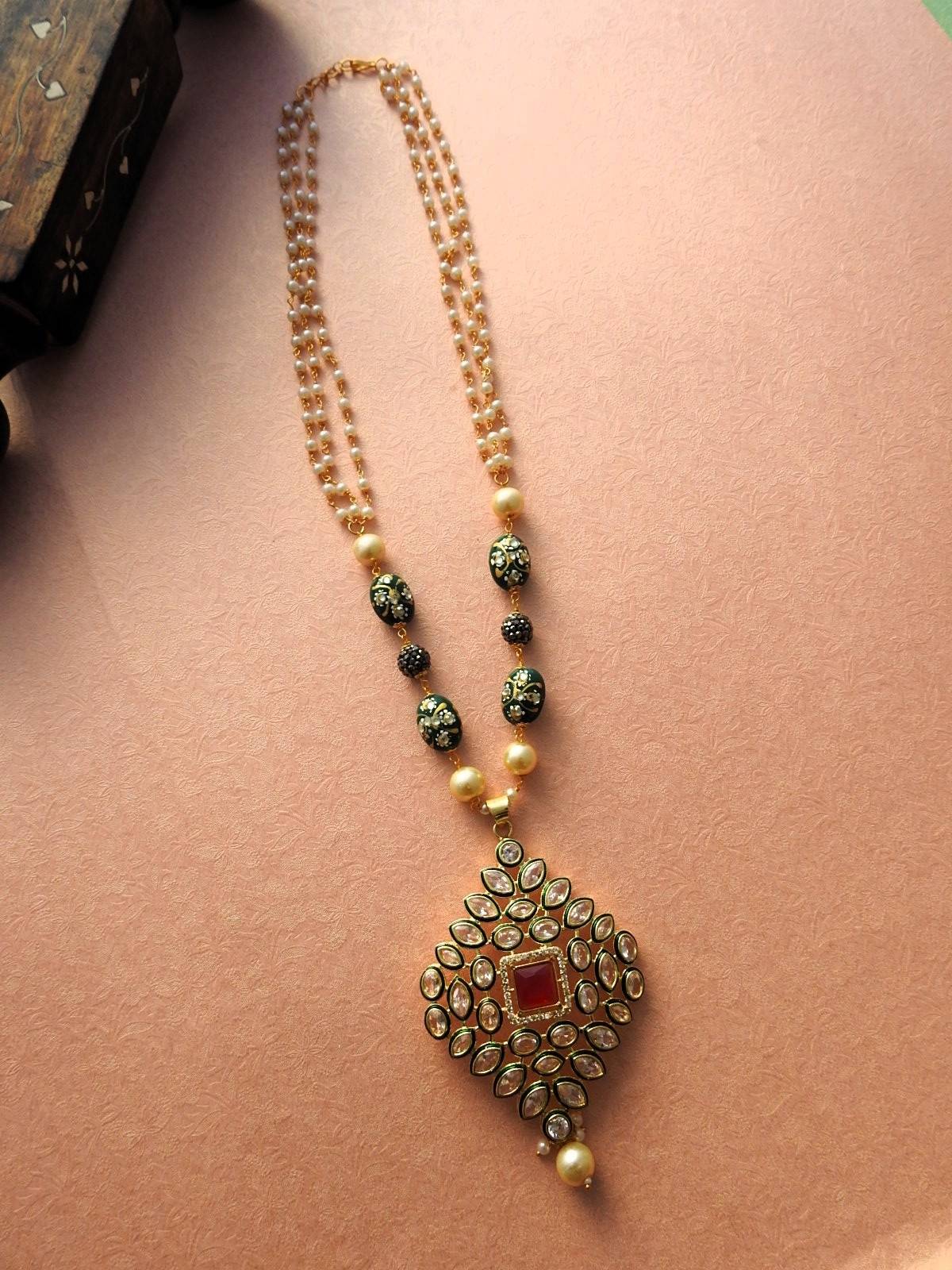 Crimson Aura Pearl Necklace Set