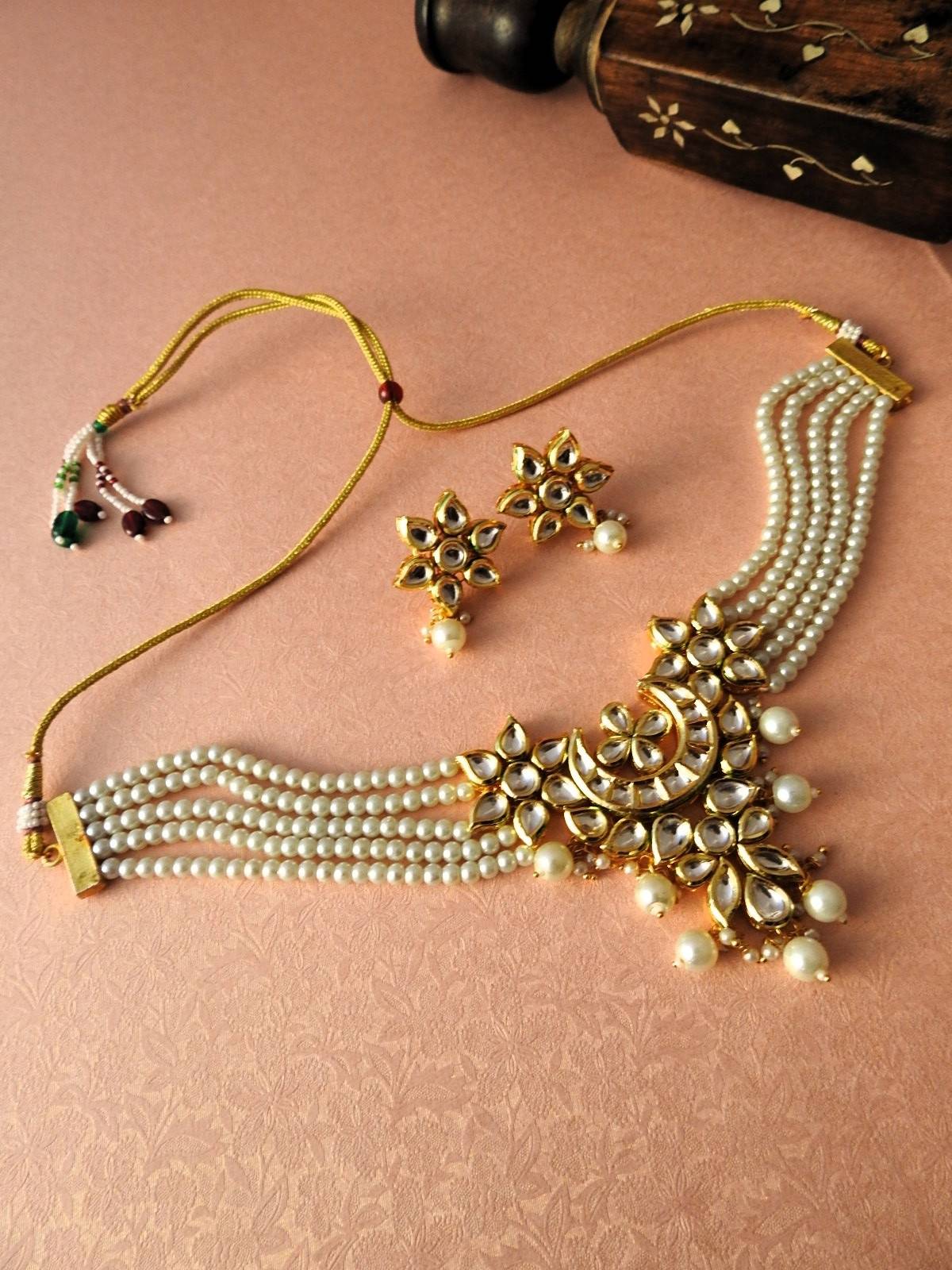 Lunar Grace Pearl Choker Set