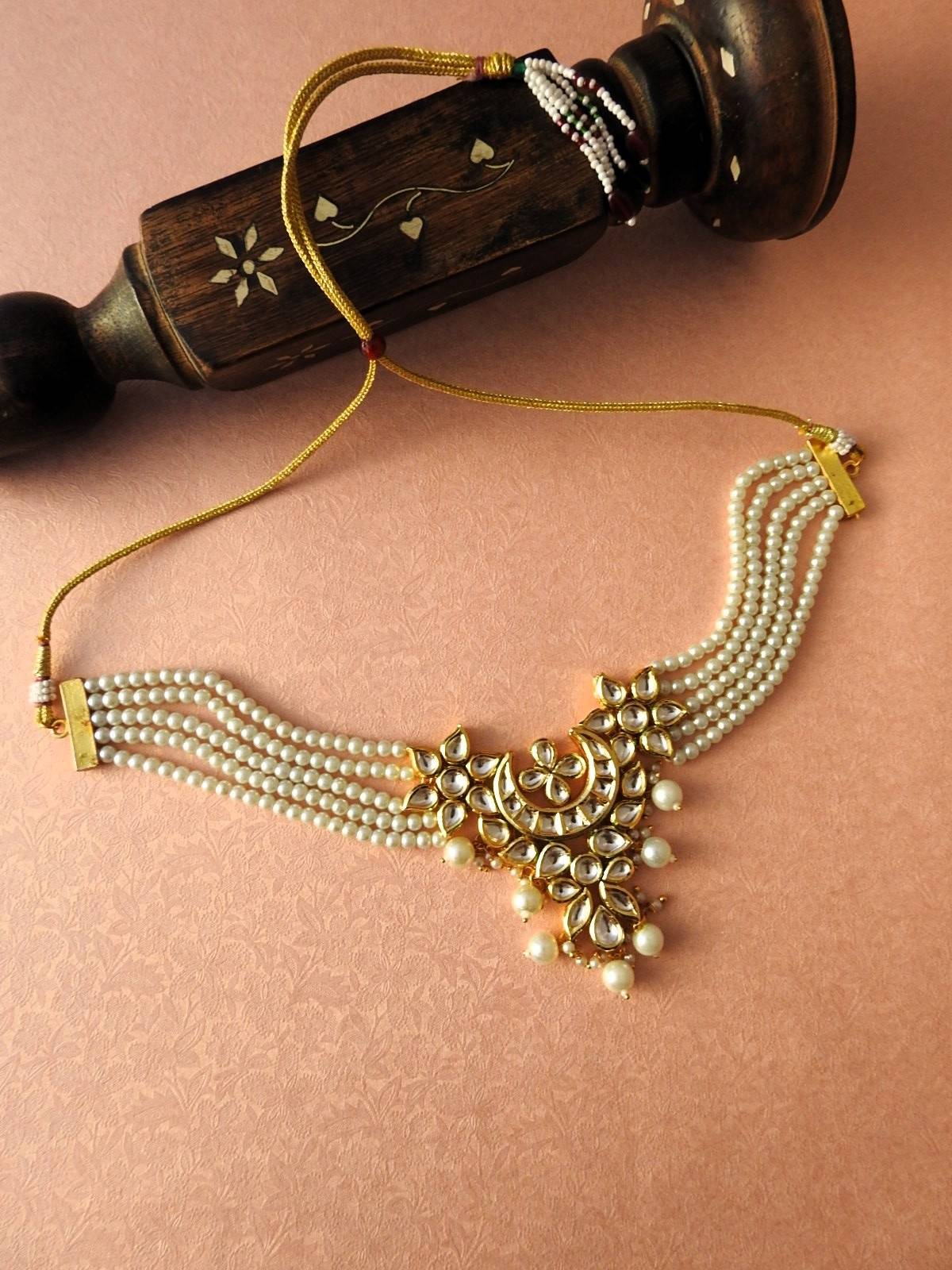 Lunar Grace Pearl Choker Set