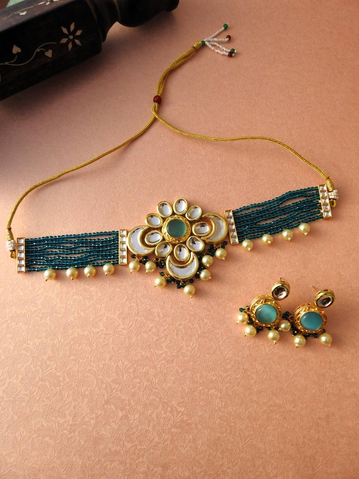 Ocean Bloom Beaded Choker Set