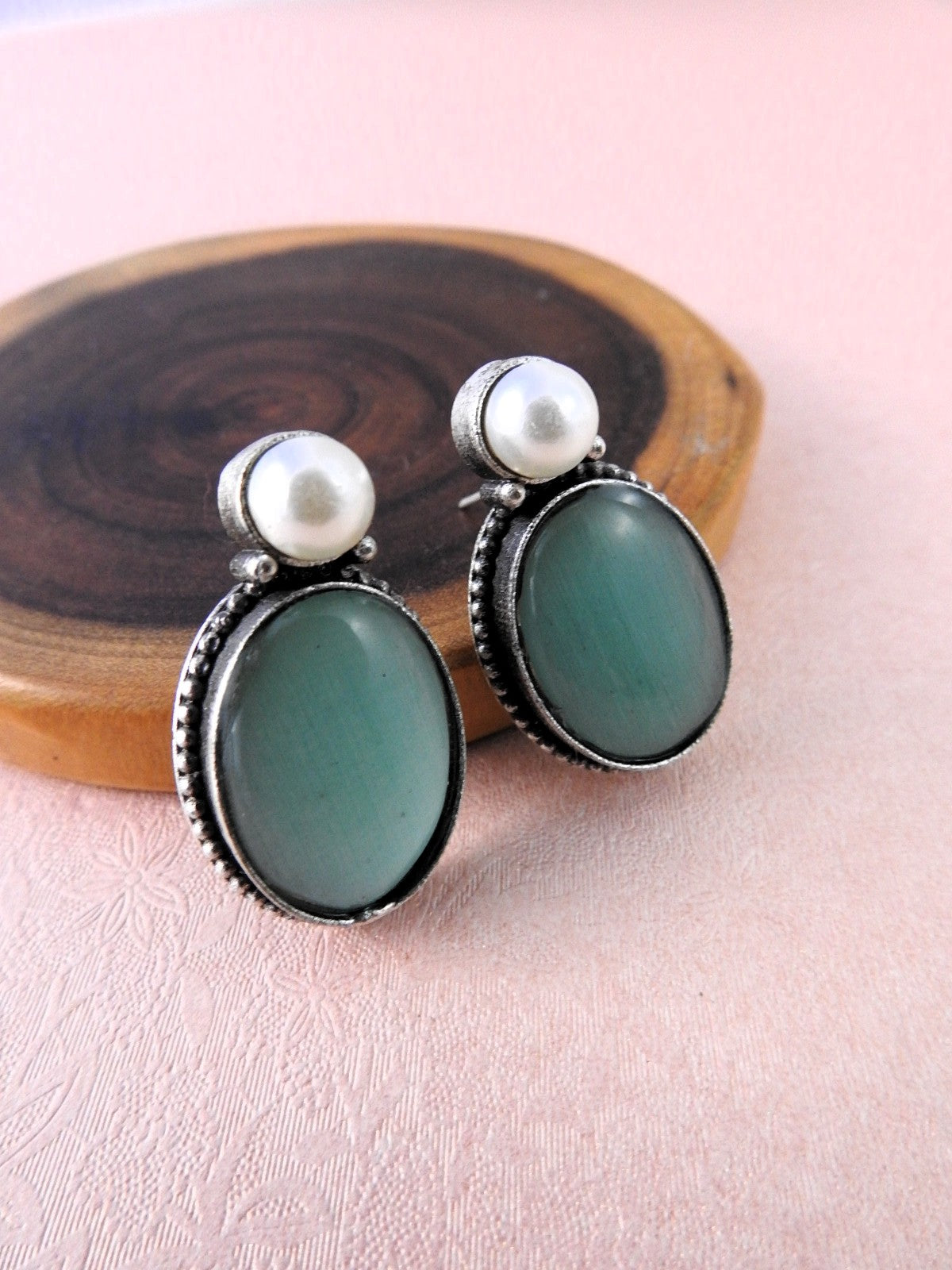 Pearl Radiance Stud Earrings