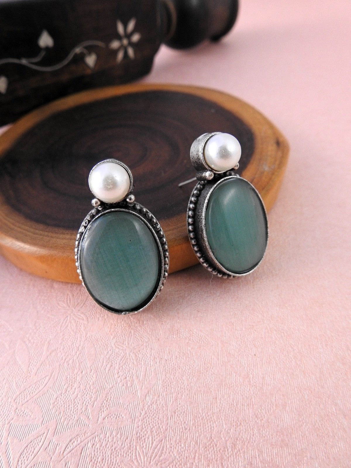 Pearl Radiance Stud Earrings