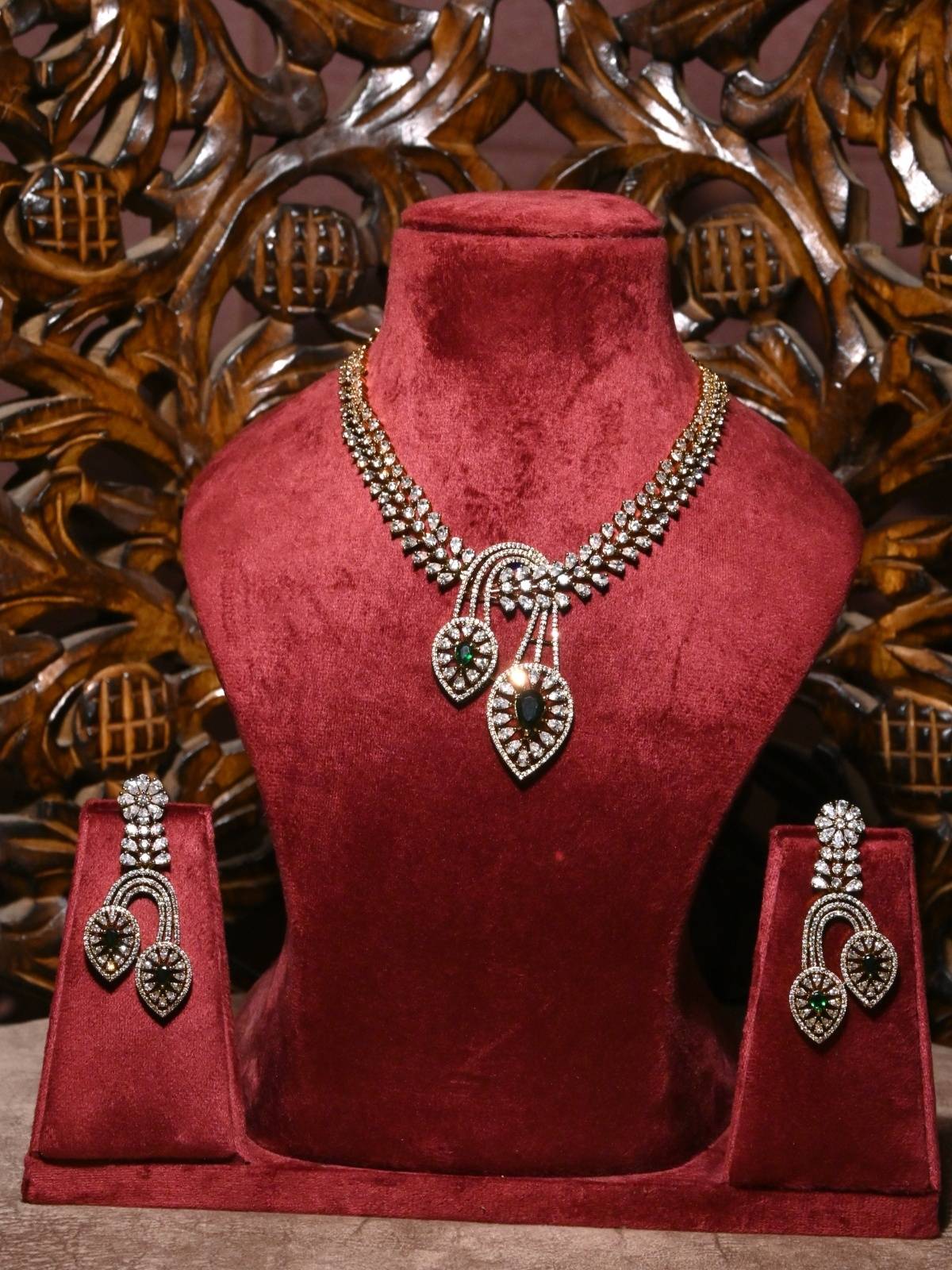 Timeless Drop AD Necklace Set