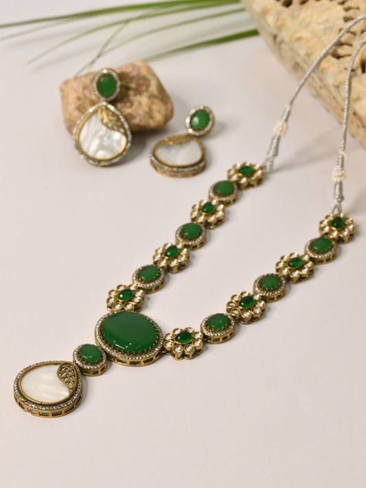 Regal Green Drop Necklace Set