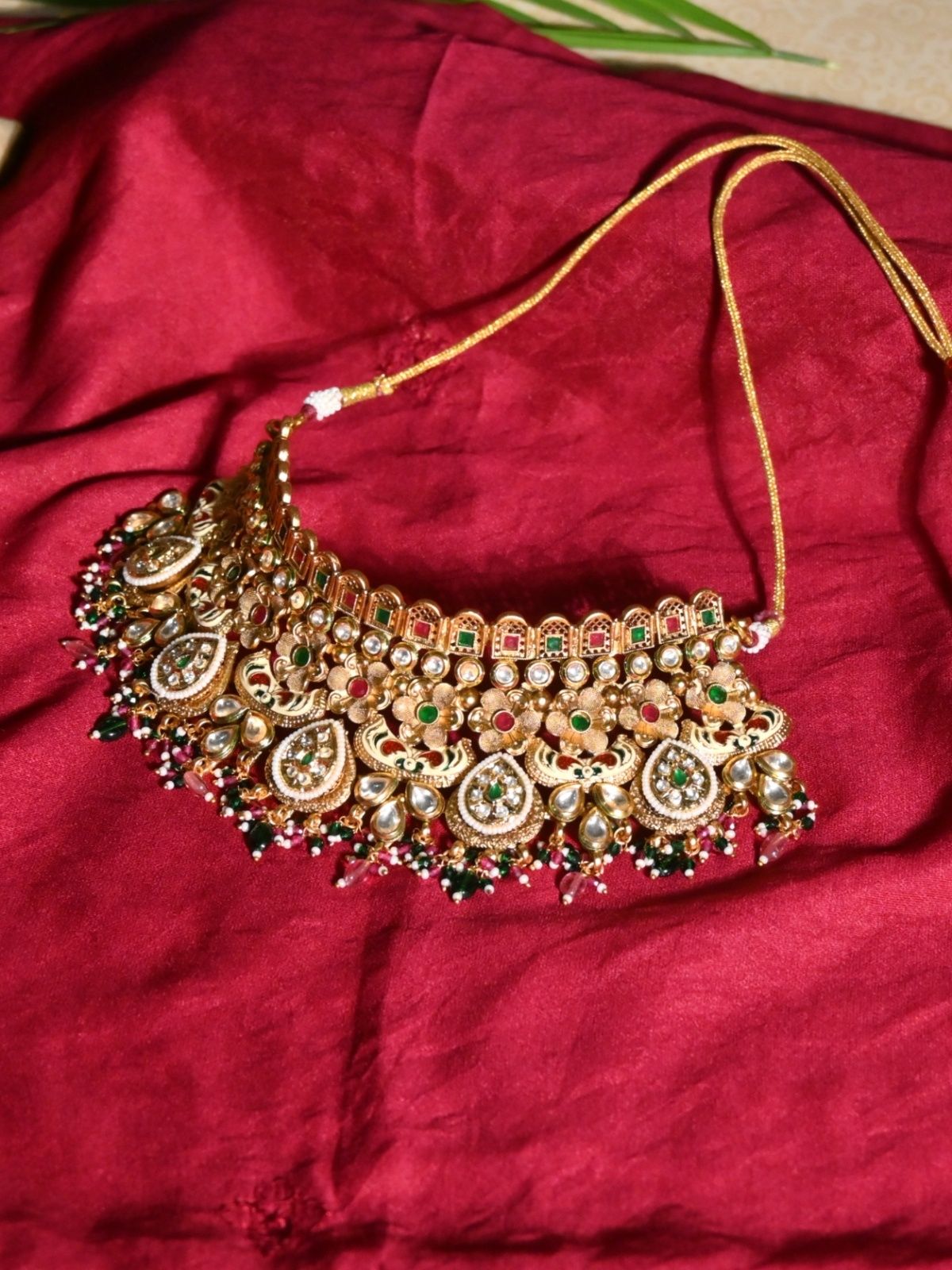 Choker Set