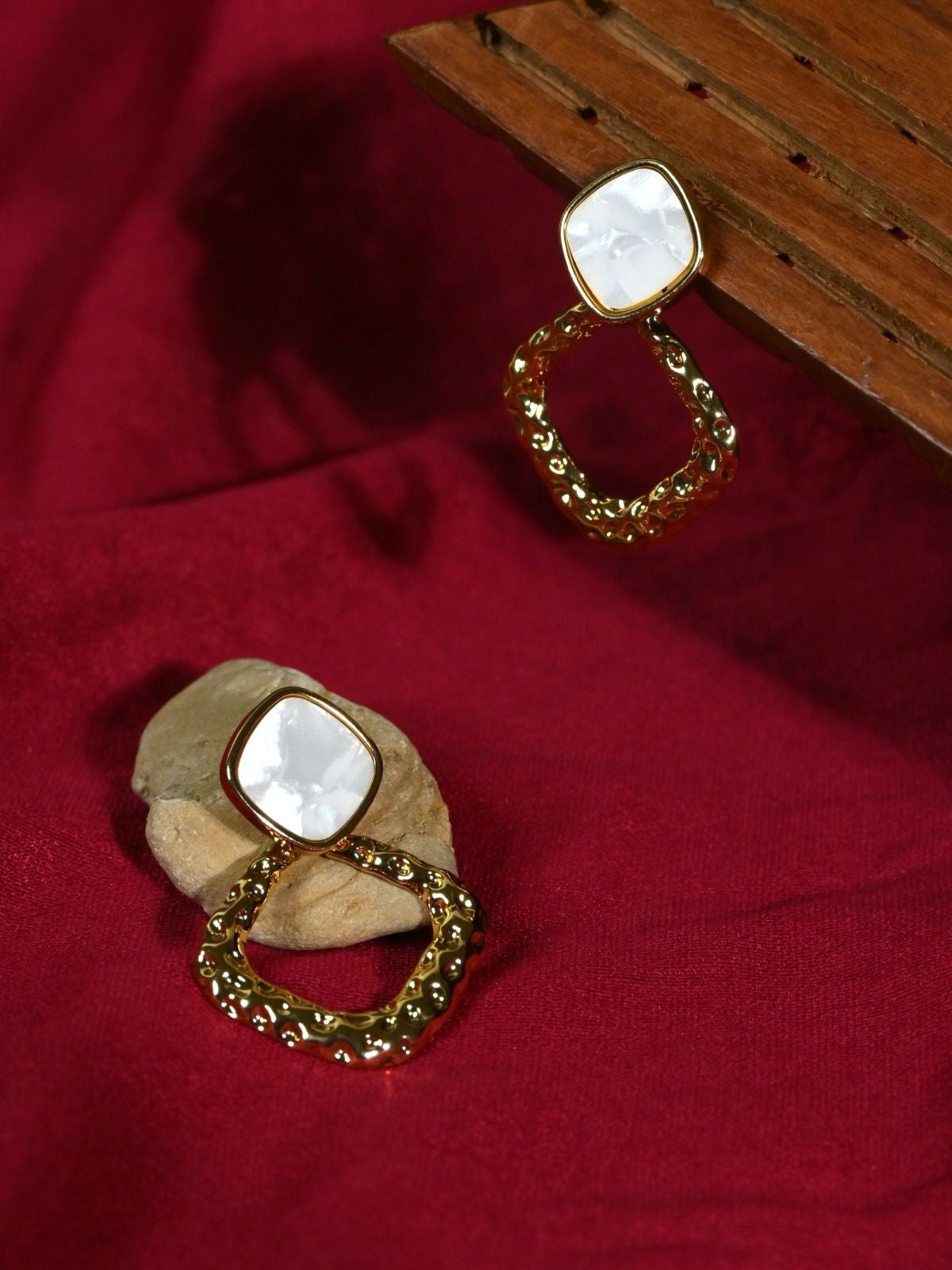 Frame Drop Earrings
